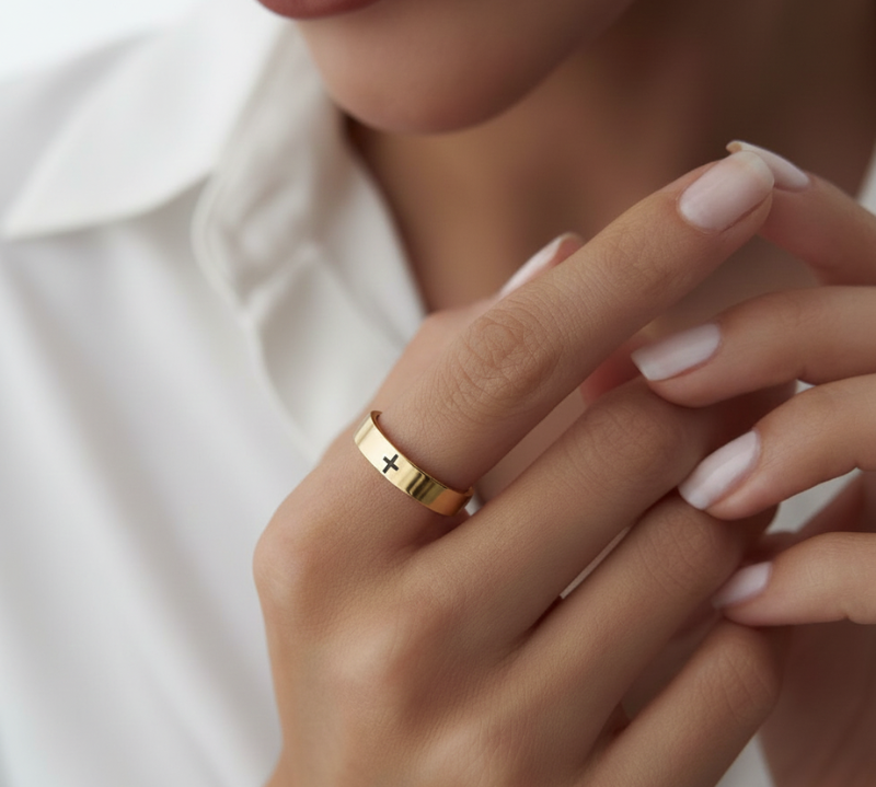 Classic Cross Ring
