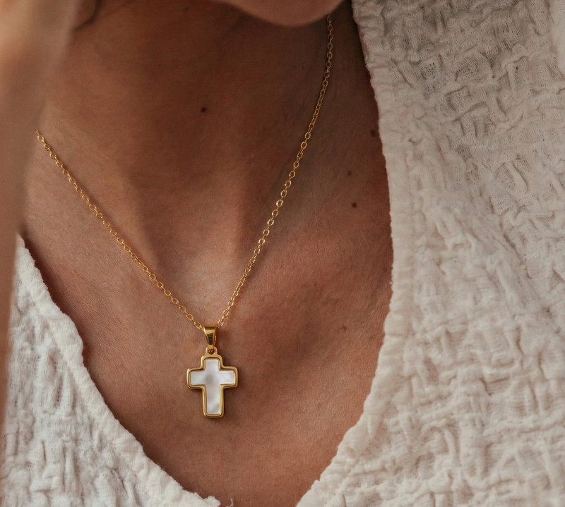 Shell Cross Necklace