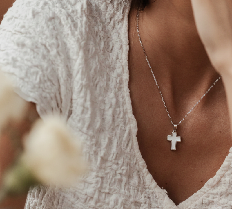 Shell Cross Necklace