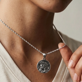 LADIES JESUS QUARTER NECKLACE